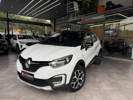 RENAULT CAPTUR 2.0 16V HI-FLEX BOSE AUTOMÁTICO RENAULT CAPTUR 2.0 16V HI-FLEX BOSE AUTOMÁTICO